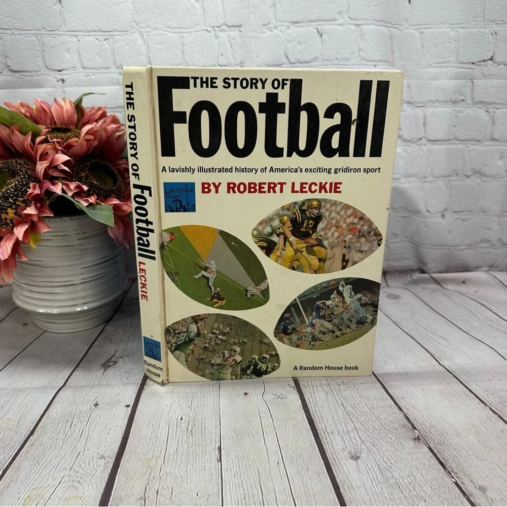 vintage book the story of football by robert leckie 1973